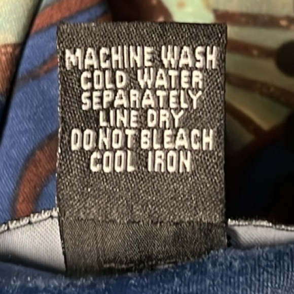 Kaktus, Beautiful Design U-Neckline, Multi Color Casual Top, Large - Picture 6 of 6